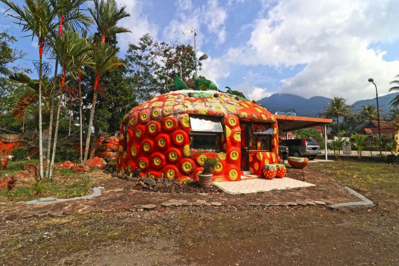 Hotel Agung Permata Artha Cipanas  Eksteriør bilde