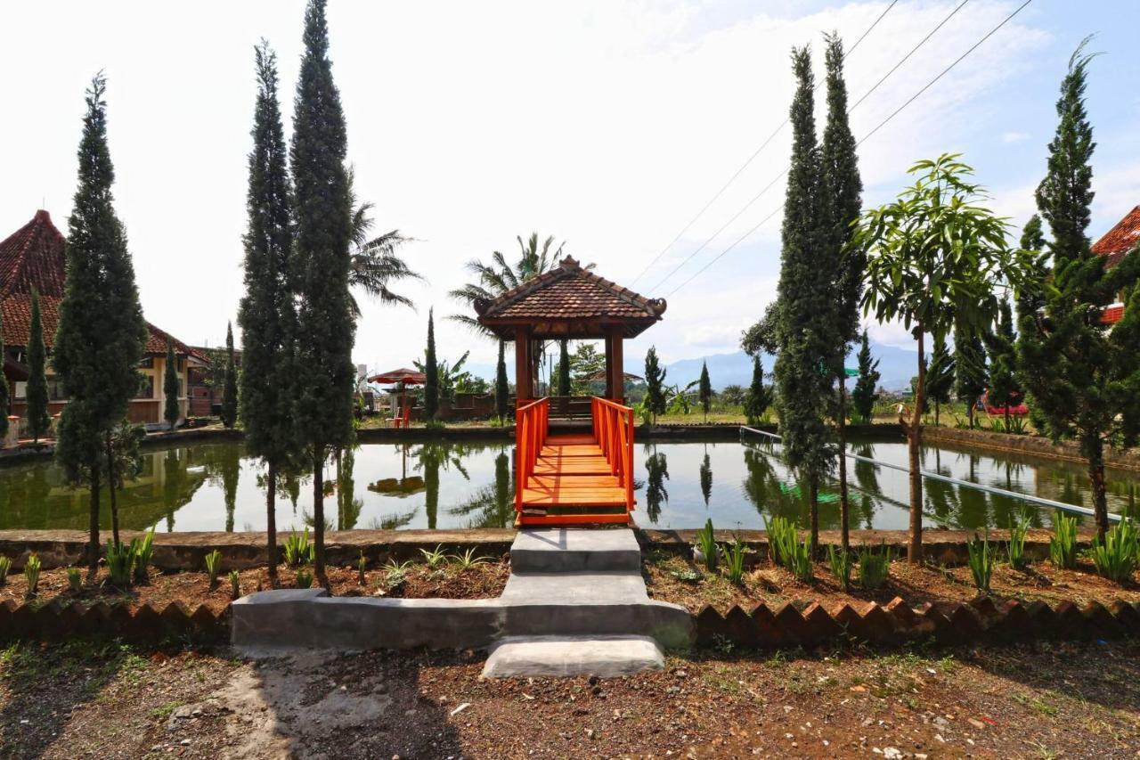 Hotel Agung Permata Artha Cipanas  Eksteriør bilde